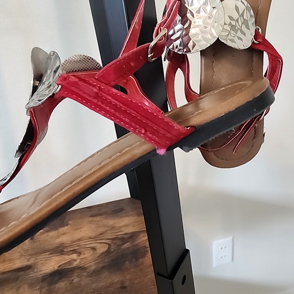Red Sandals - Picture 2 of 7